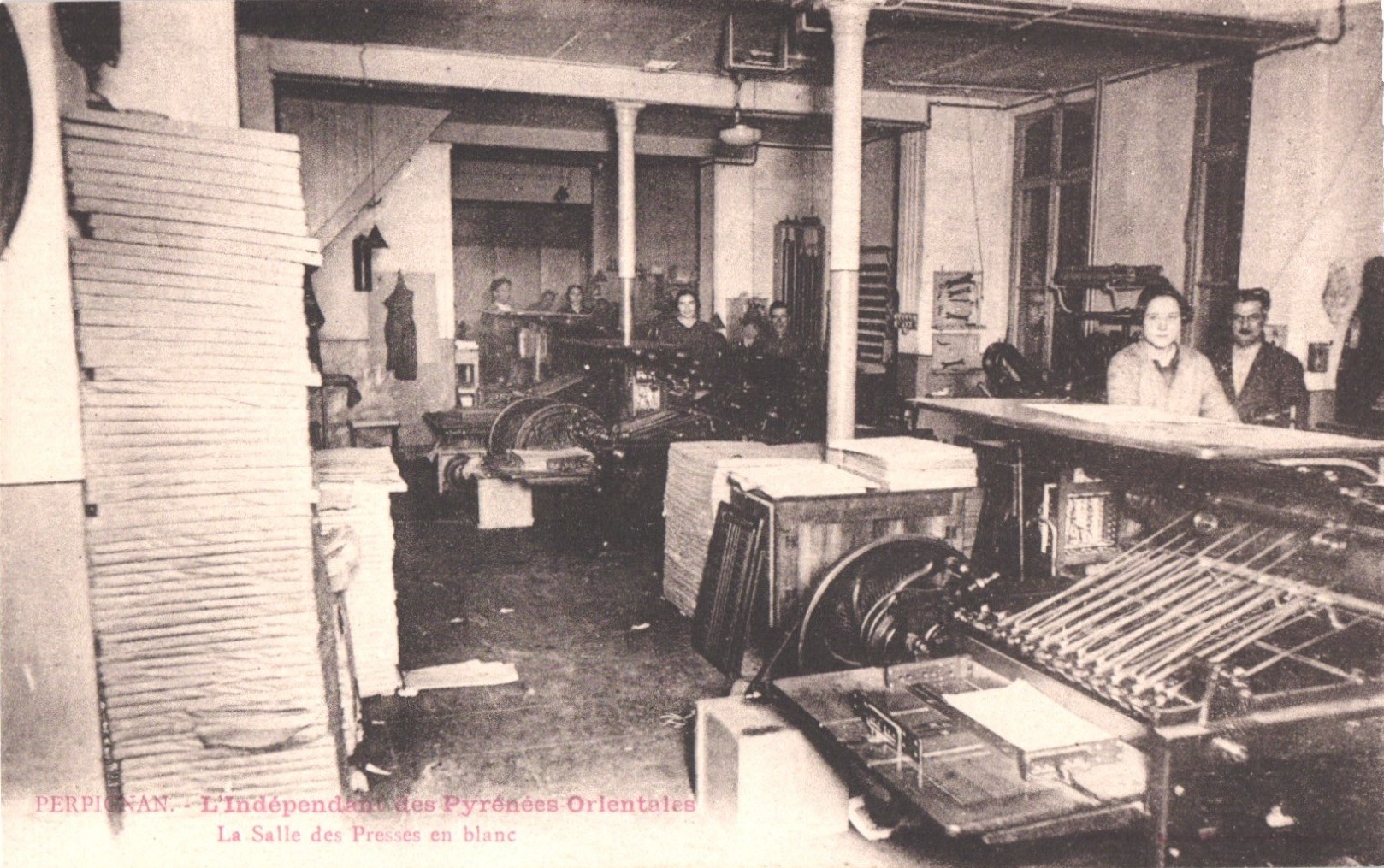 salle des presses en blanc